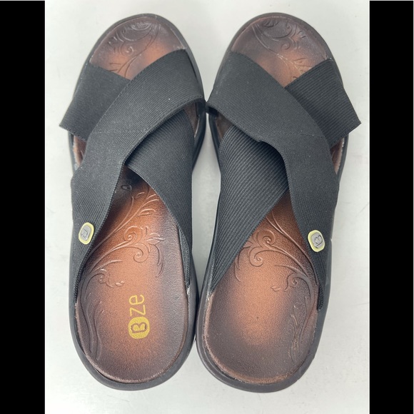 BZEES Desire Crisscross Platform Wedge Black Sandal Women’s Size 6.5M. - Picture 7 of 15